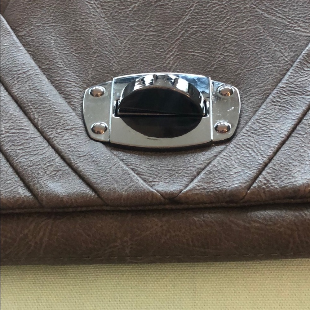 Urban Expressions Multi Function Gray Bag - image 3